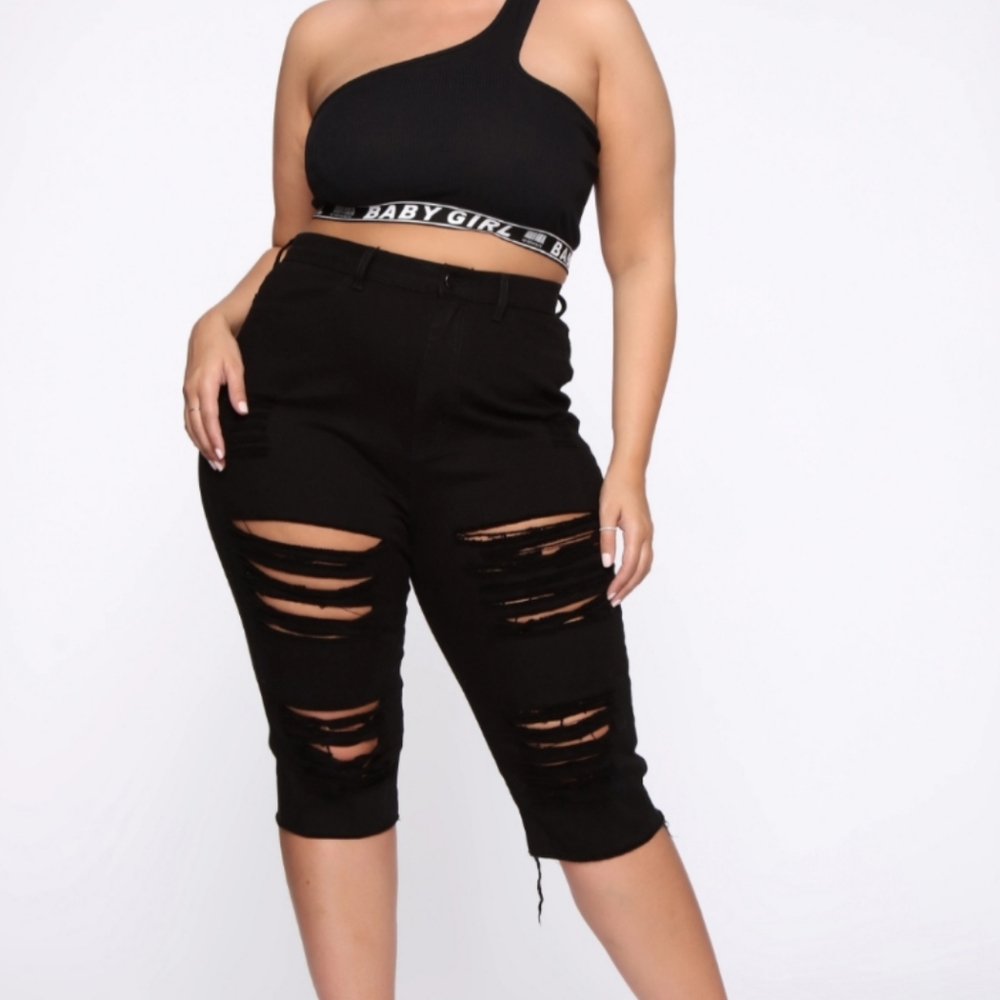 Fashionnova black denim shorts